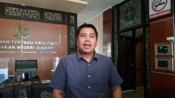 Moch. Indra Subrata (Kasi Intel Kejaksaan Negeri Sumenep). (MOH. IQBAL/JPRM)