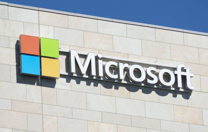 Kolaborasi antara Microsoft dan Google