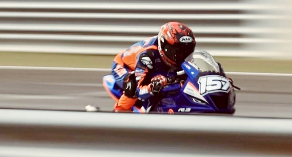 FOKUS: Robby Sakera memacu kuda besinya pada race kedua ARRC di Sirkuit Sepang, Malaysia.