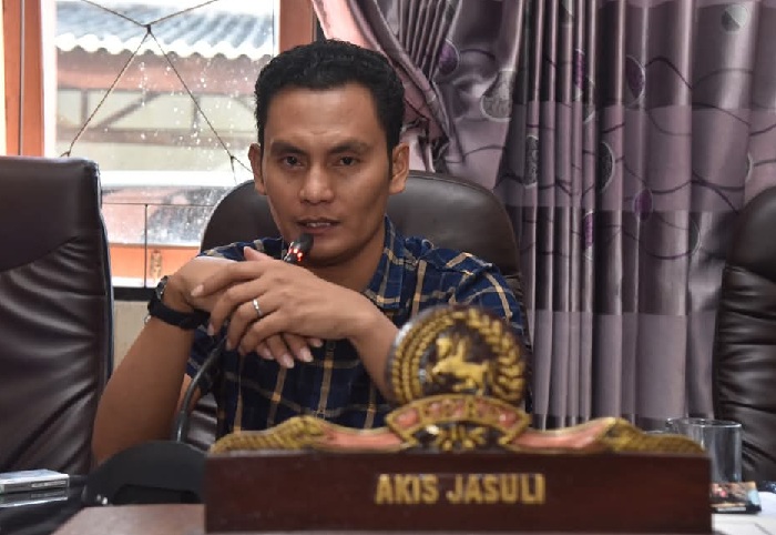 DITOLAK: Akis Jasuli sewaktu masih menjadi anggota DPRD Sumenep periode 2019&ndash;2024. (DOKUMEN JPRM)