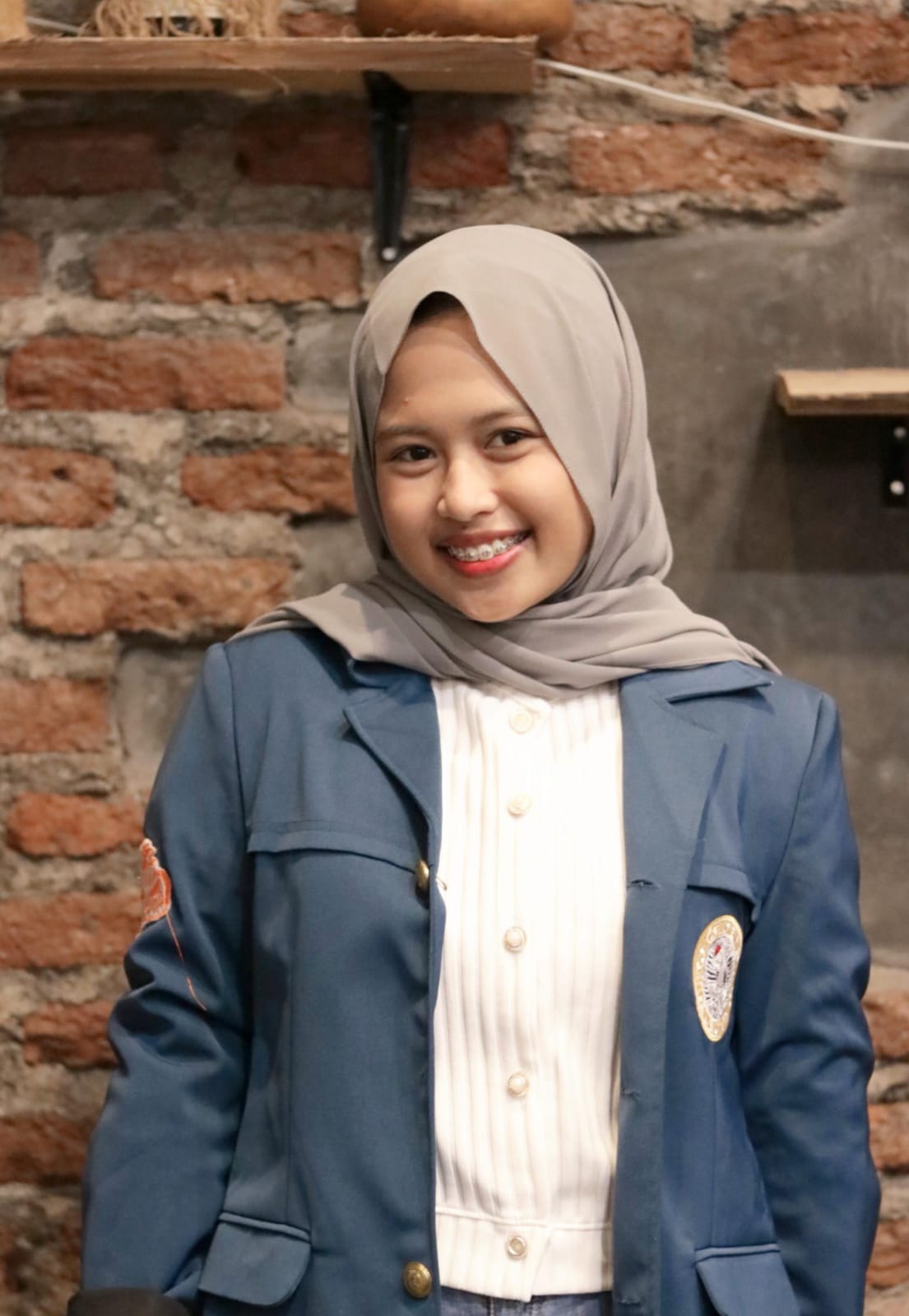 An Annisa Uyun Naura, Mahasiswa semester 2 program studi Administrasi Publik, Fakultas Ilmu Sosial dan Ilmu Politik, Universitas Airlangga