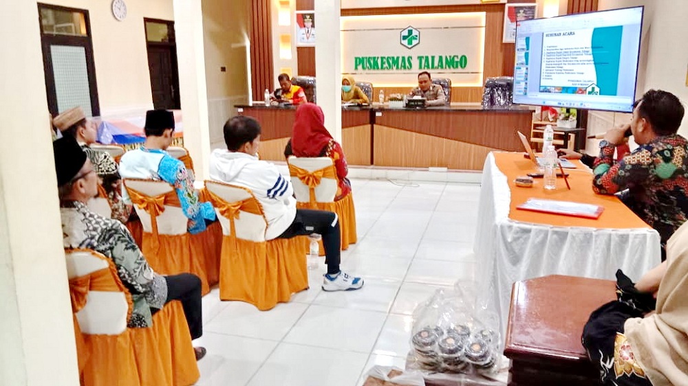 SUKSES: Puskesmas Talango saat menggelar rapat bersama lintas sektor di kantornya.