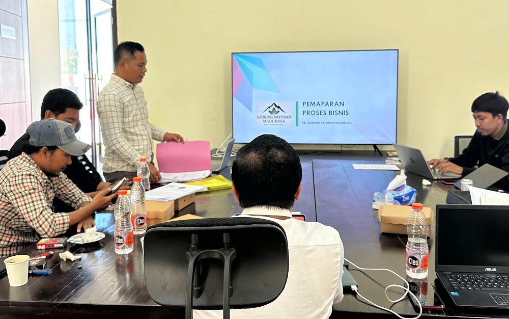 FOKUS: Sejumlah PR yang tergabung dalam APHT melakukan presentasi bisnis internal di Sumenep.