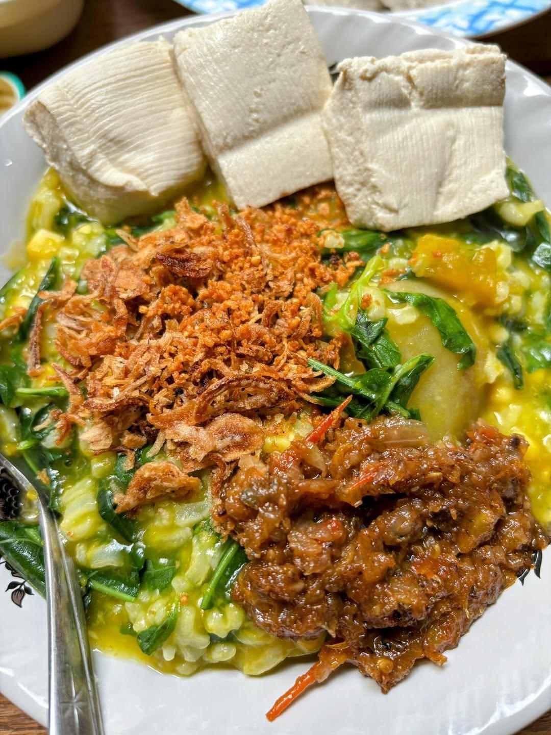 Resep Rahasia Bubut Tinutuan yang punya citarasa khas dan khasiat banyak