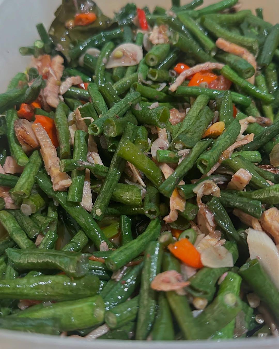Resep tumis kacang panjang yang enak.