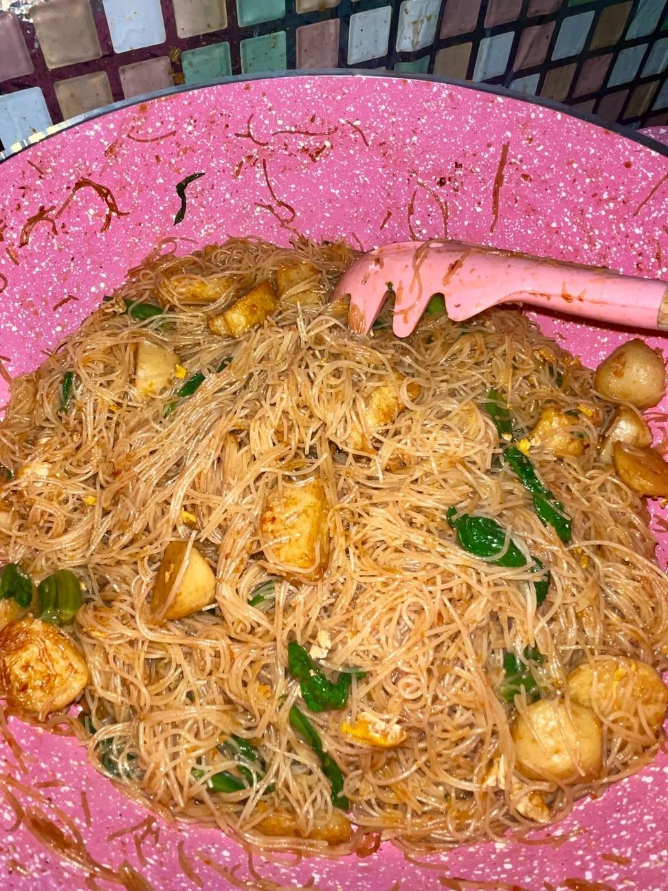Masak bihun untuk keluarga