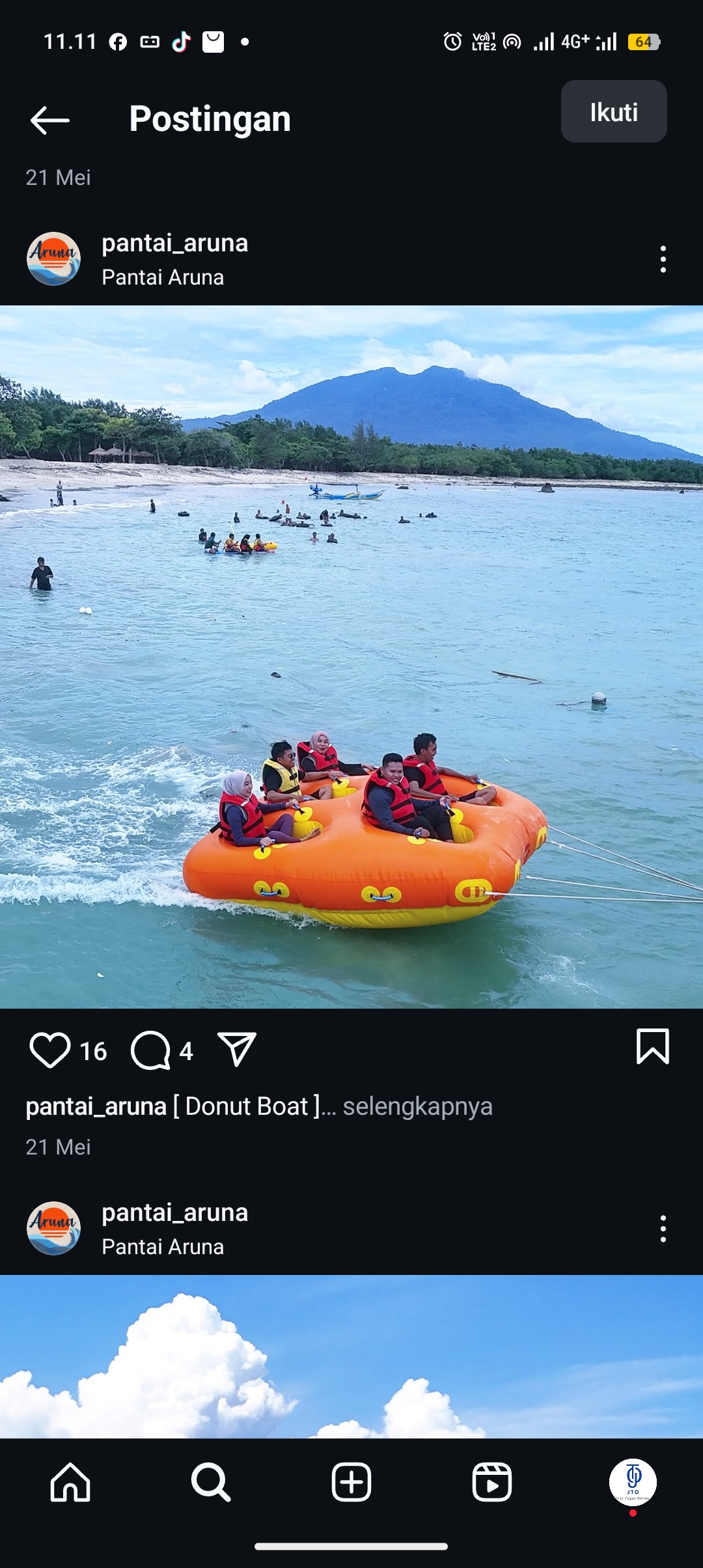Salah satu wahana yang ditawarkan di pantai Aruna lampung