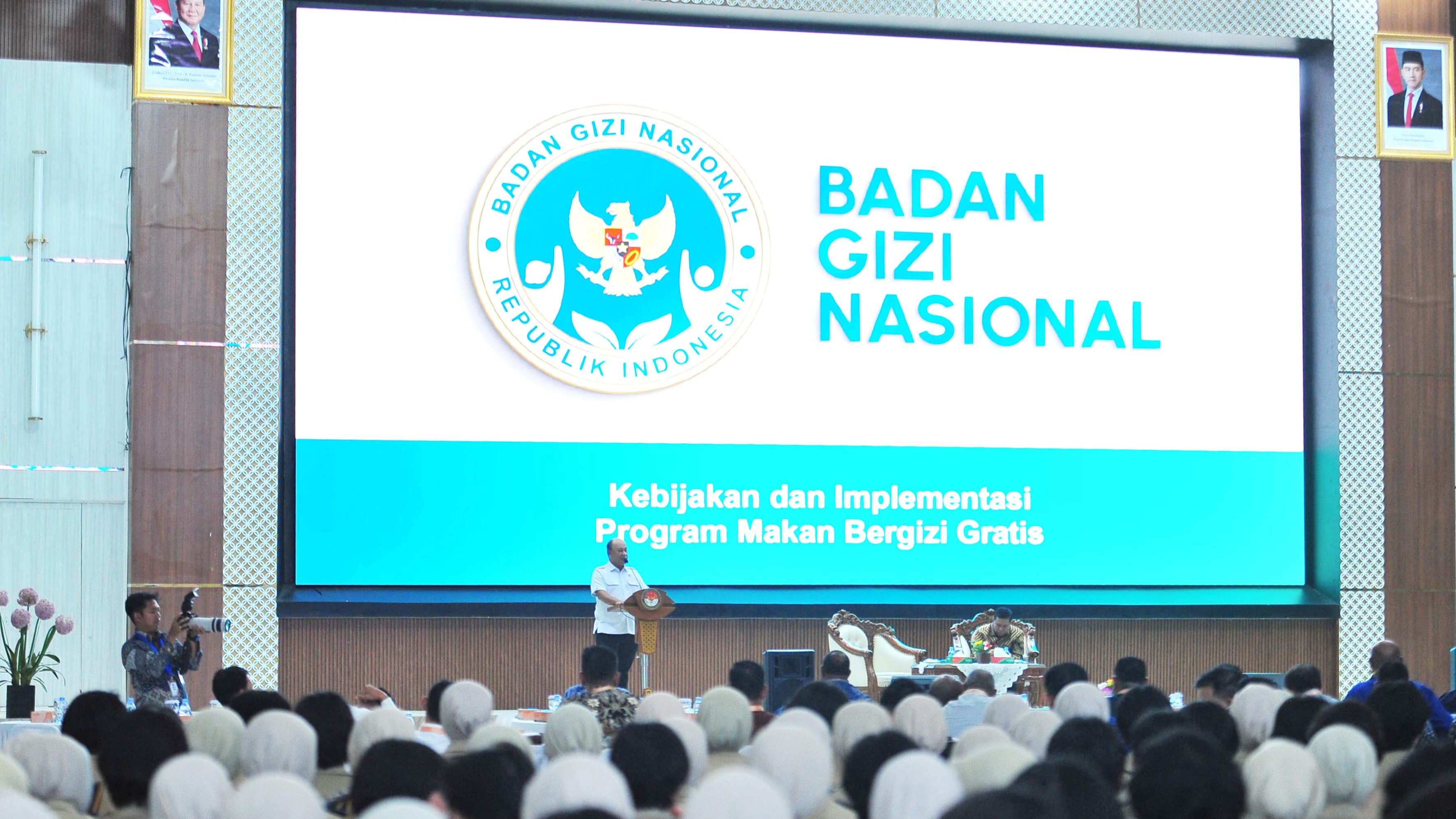Kepala Badan Gizi Nasional (BGN) saat memberikan sambutan dalam salah satu acara