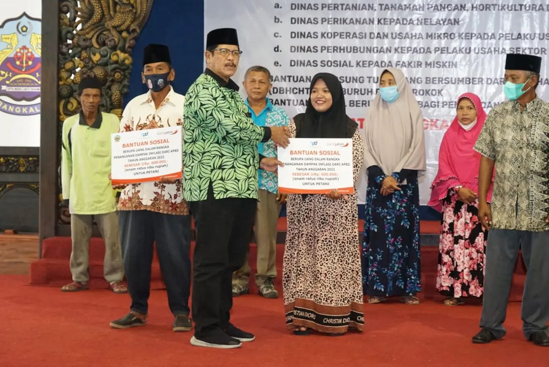 Pemerintah Bangkalan salurkan bansos kepada keluarga yang berhak