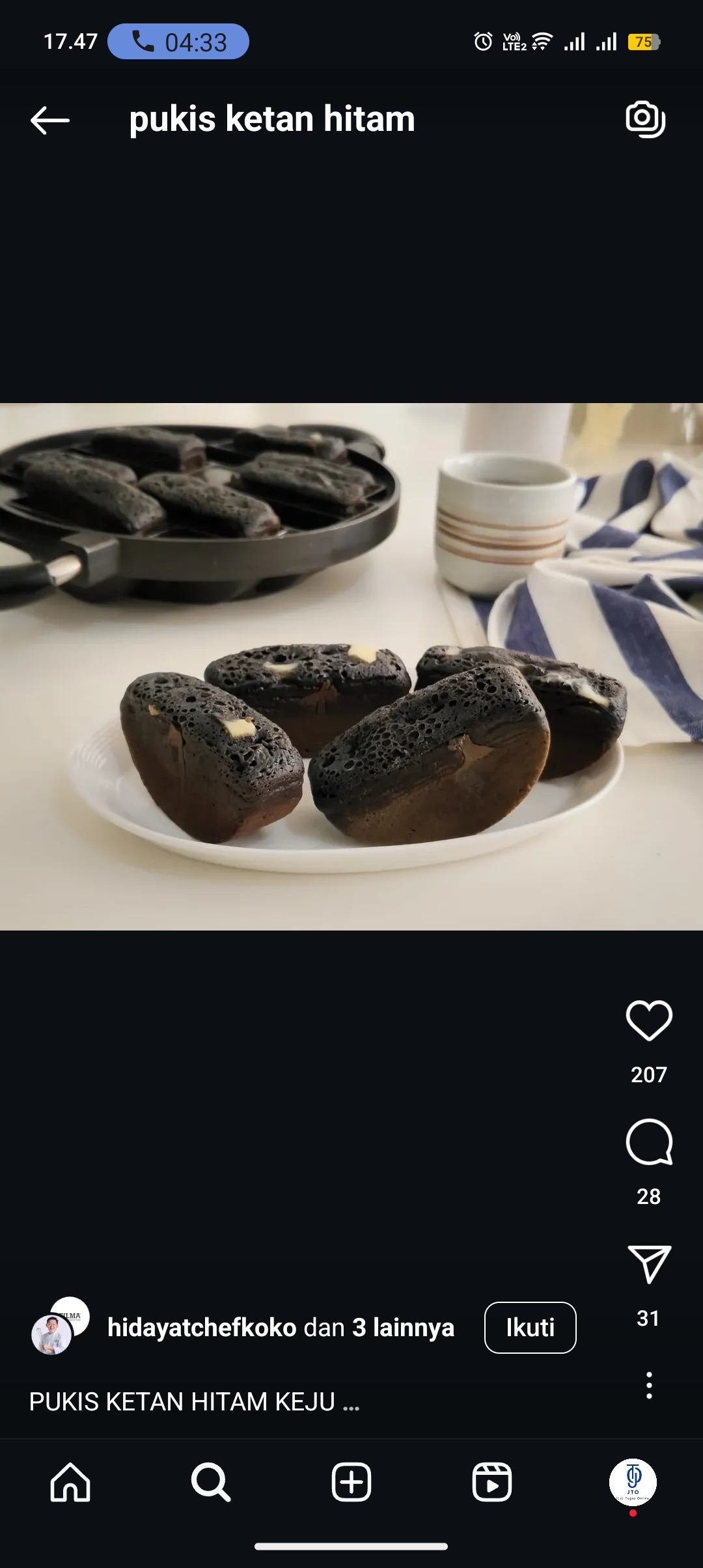 Pukis ketan hitam