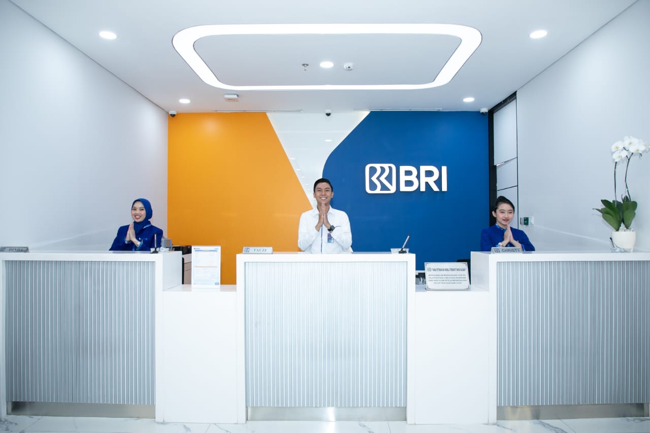BRI pastikan transaksi selama libur Maulid Nabi Muhammad tetap lancar dengan program Weekend Banking.
