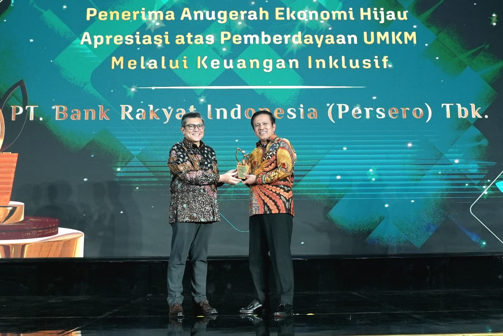 BERPRESTASI: BRI terpilih sebagai bank yang menerapkan Ekonomi Hijau dari Detikcom di Jakarta.