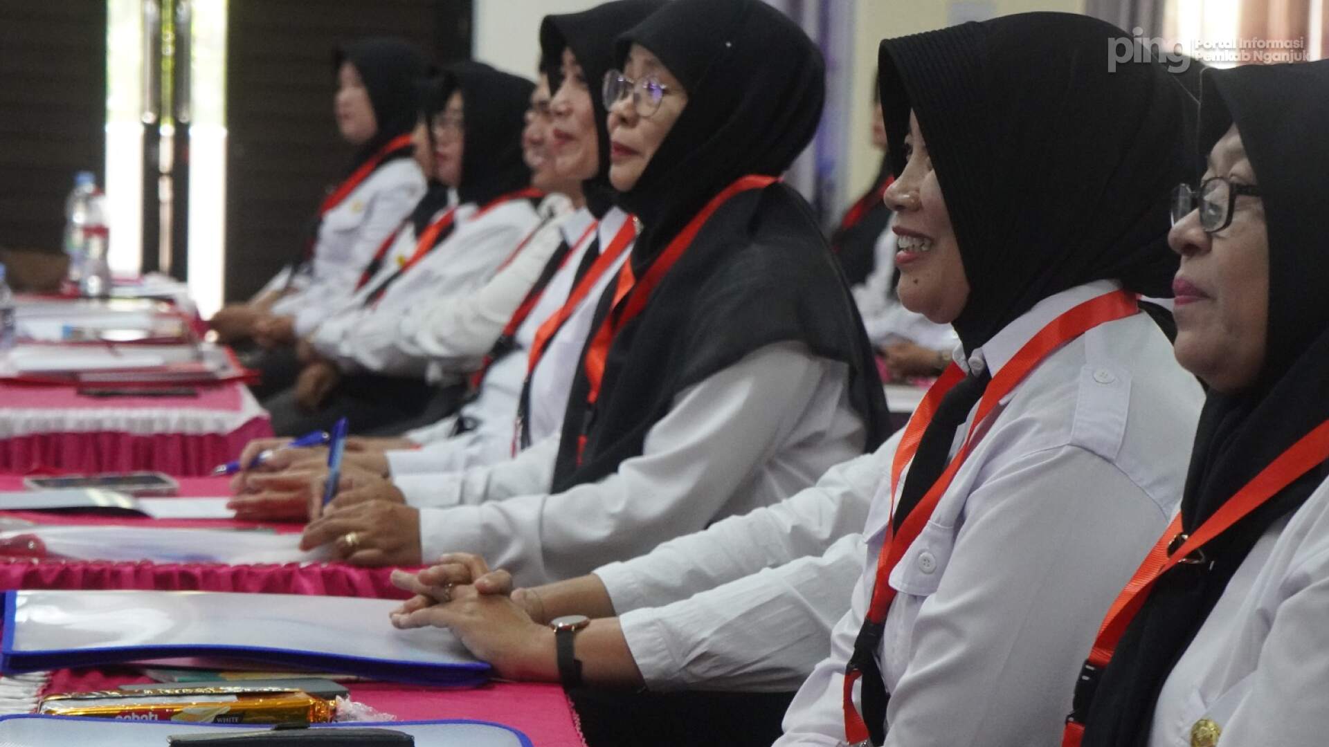 Senyum para peserta CPNS  dan PPPK yang telah dinyatakan lulus