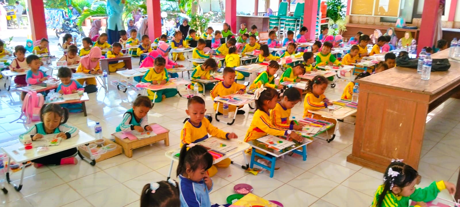 Pelaksanaan seleksi FCC di Kecamatan Dungkek tingkat KB/Playgroup dan TK/RA di Pendopo Kecamatan Dungkek Minggu (21/09).