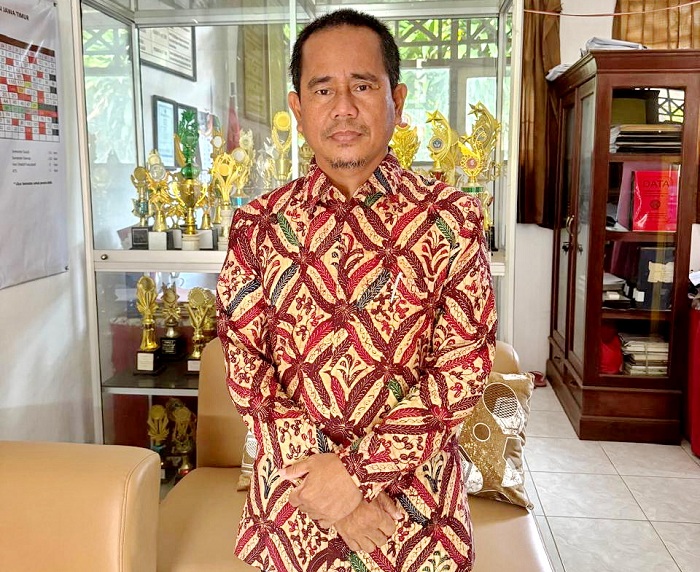 Suraji, M.Pd. kepala UPTD SDN Jambu 2.