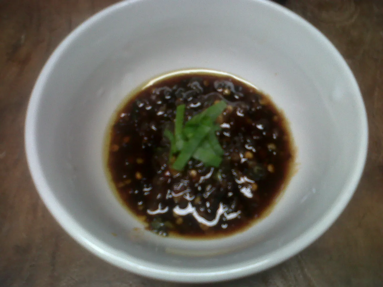 Sambal petis bawang sudah jadi juara dimeja makan