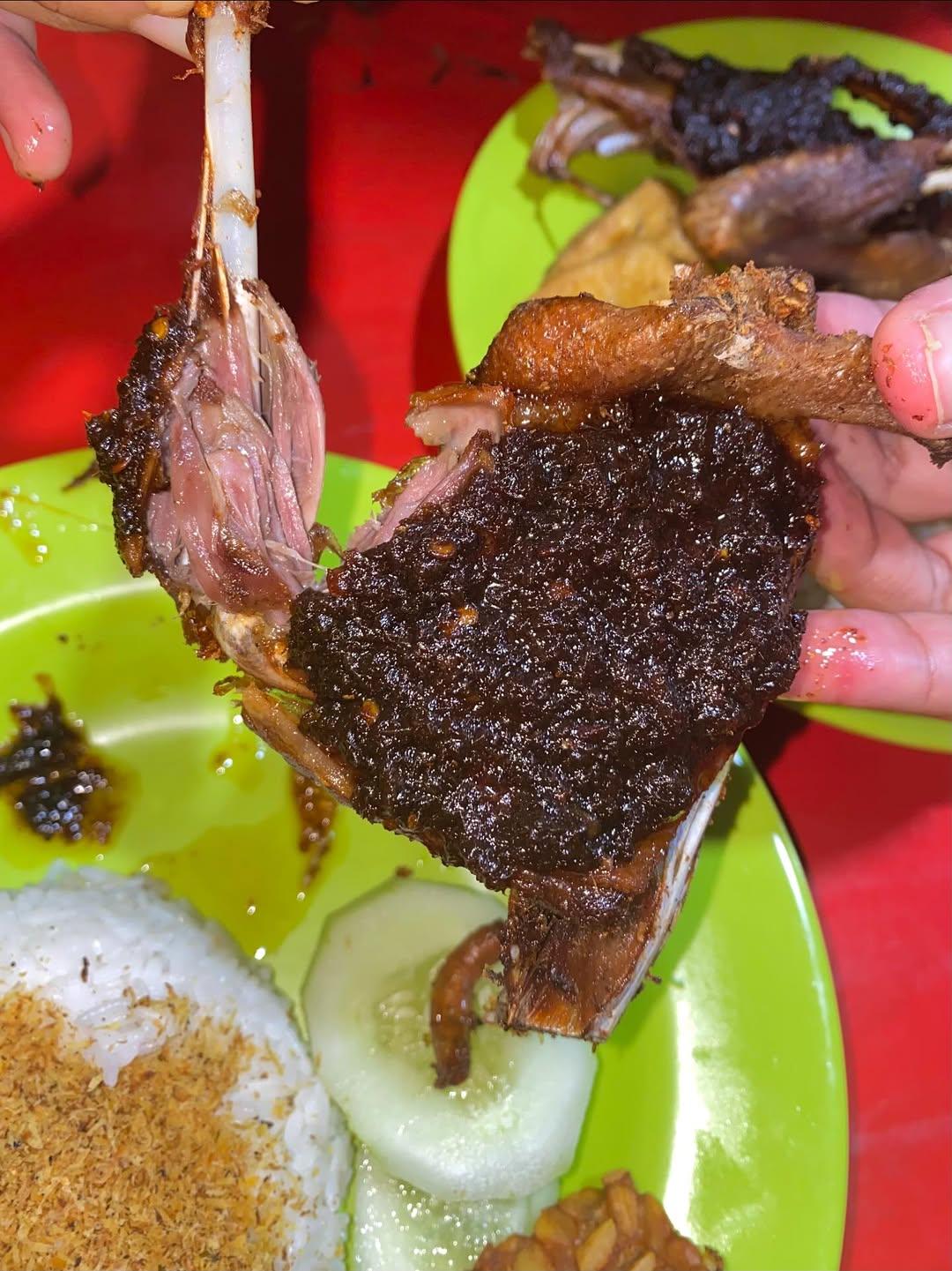 Bebek Bengil yang super nikmat