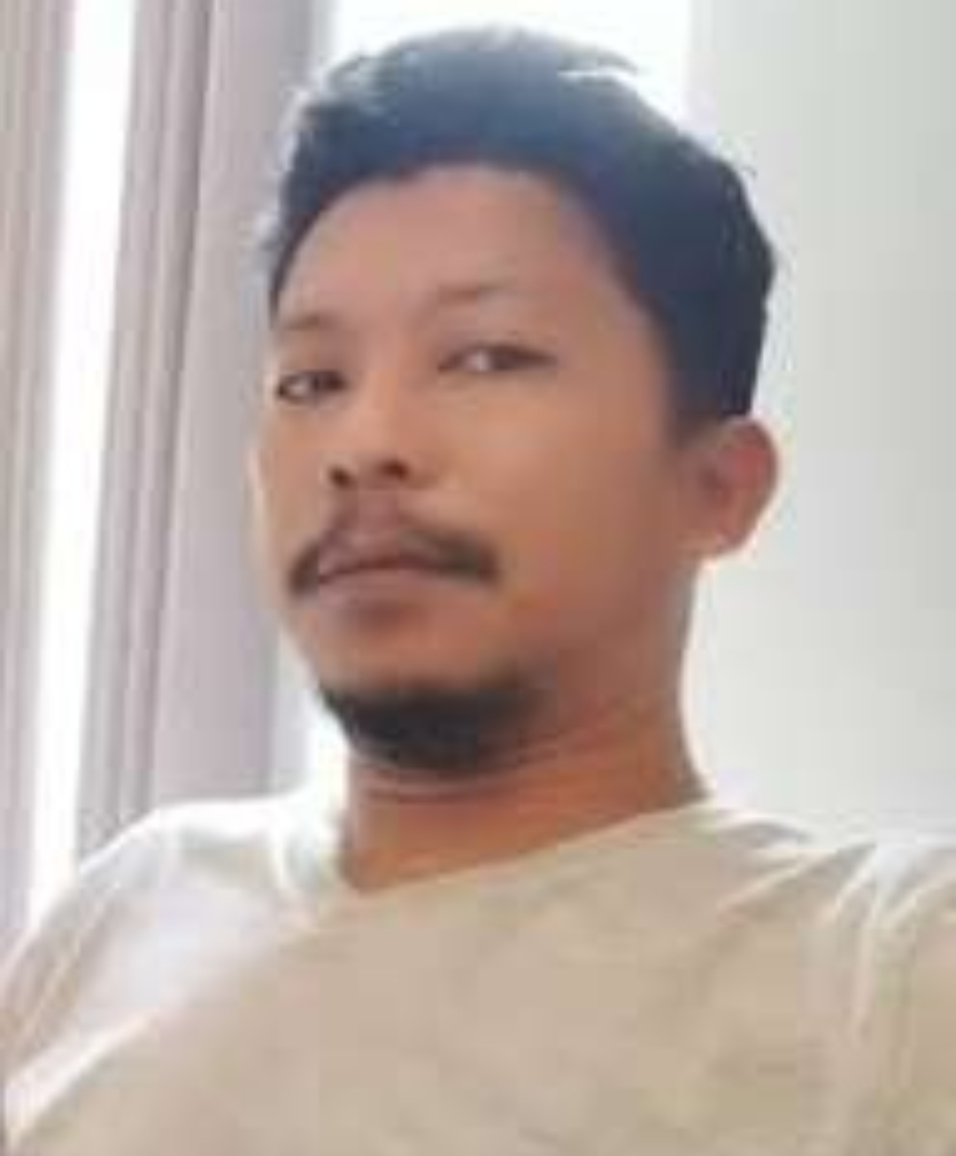 AHMAD FAISHAL