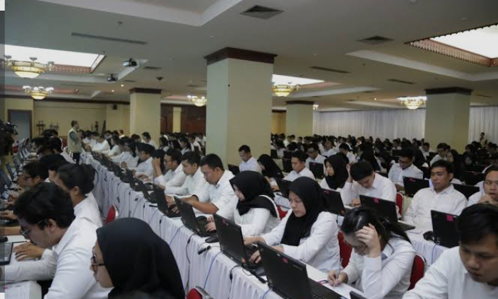 Pemerintah resmi membuka pendaftaran Calon Pegawai Negeri Sipil (CPNS) melalui portal SSCASN BKN.