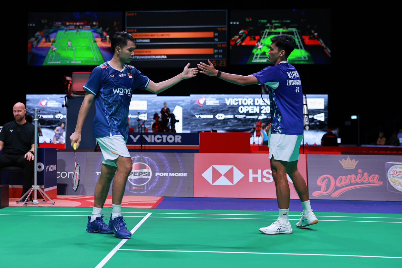 MEMBANGGAKAN: Pasangan ganda putra Indonesia Fajar Alfian dan Muhammad Shohibul Fikri kembali menorehkan prestasi membanggakan di ajang internasional dengan meraih Runner-up French Open 2025.