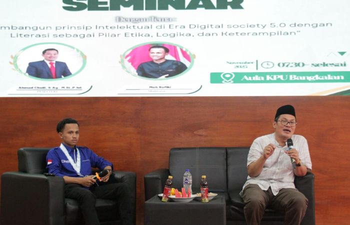 Seminar Forum komunikasi mahasiswa santri banyuanyar (FKMSB) Wilayah Bangkalan.
