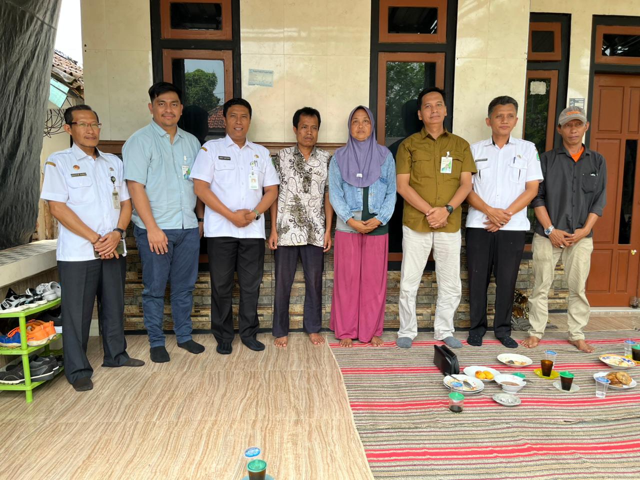 TAKZIAH: BPJS Ketenagakerjaan menyerahkan  manfaat jaminan kematian di Kalianget Sumenep.