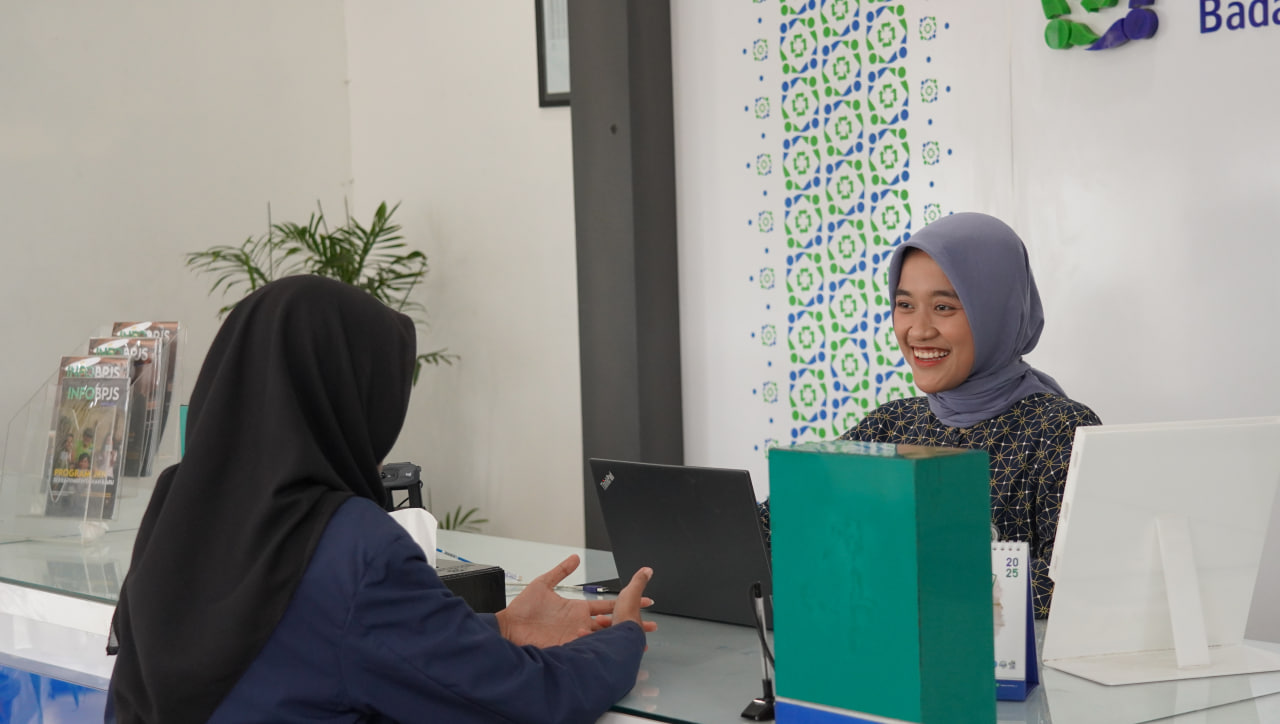 RAMAH: Pelayanan maksimal di kantor BPJS Kesehatan.