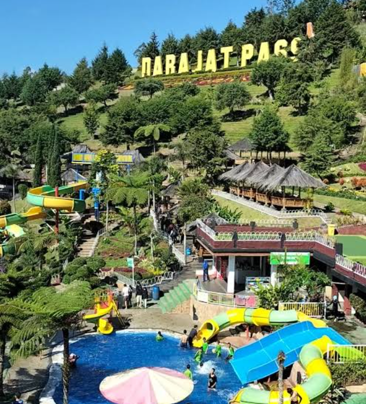 Keindahan panorama alam menjadi daya tarik utama Darajat Pass Garut