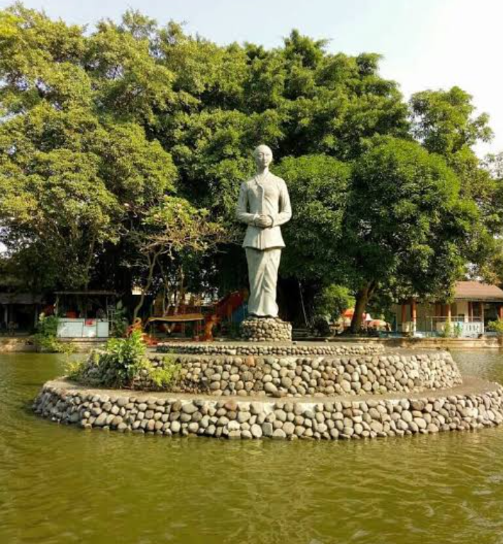 Wahana favorit taman balekembang