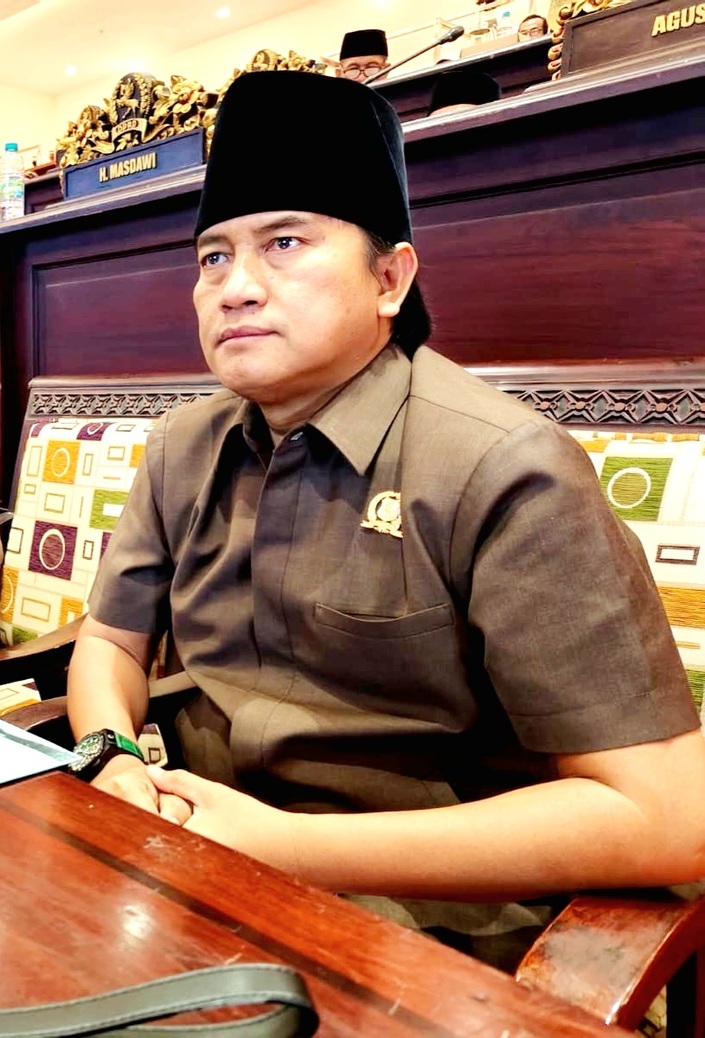 Akhmadi Yasid, mantan jurnalis, kini mengabdi di parlemen