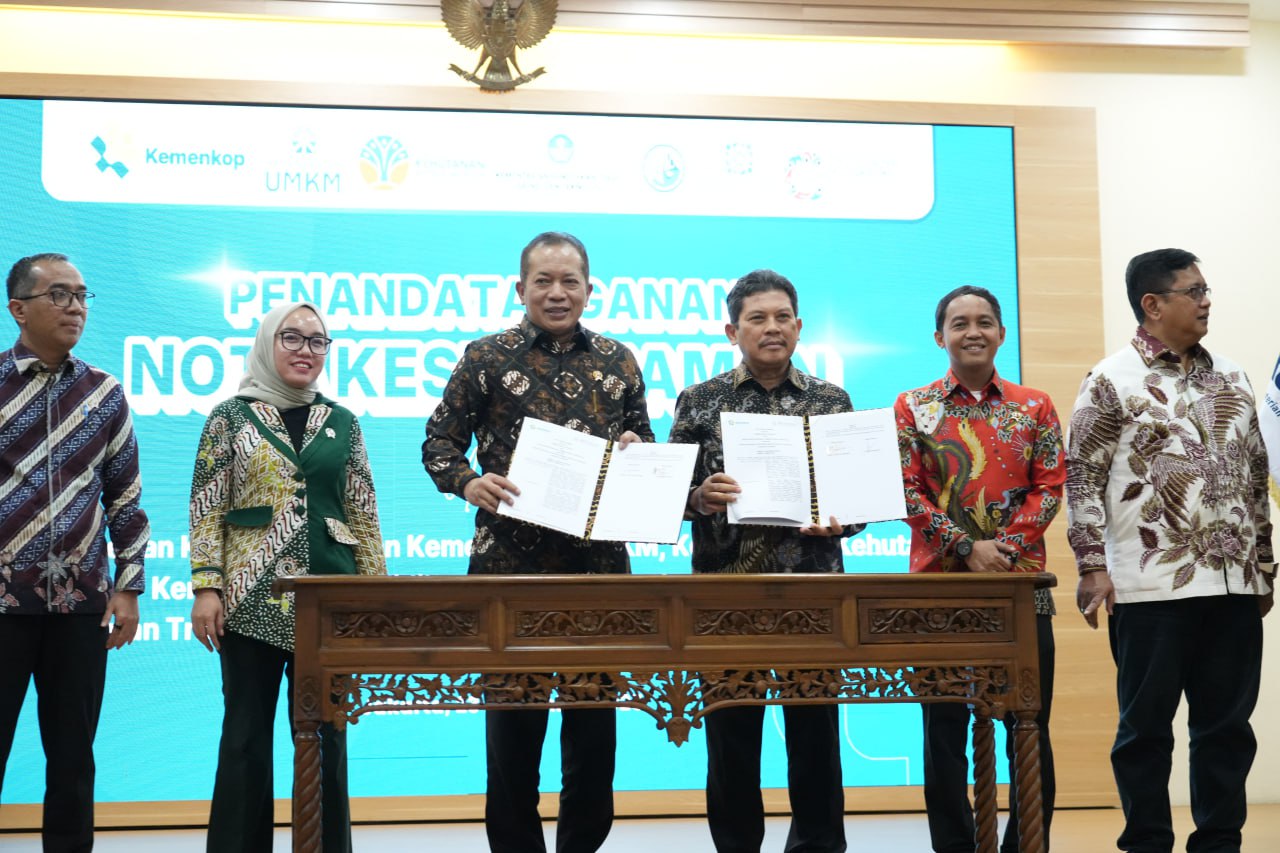 Nota Kesepahaman tentang Penyelenggaraan Program Jaminan Kesehatan Nasional (JKN) di sektor koperasi, Selasa (23/12).