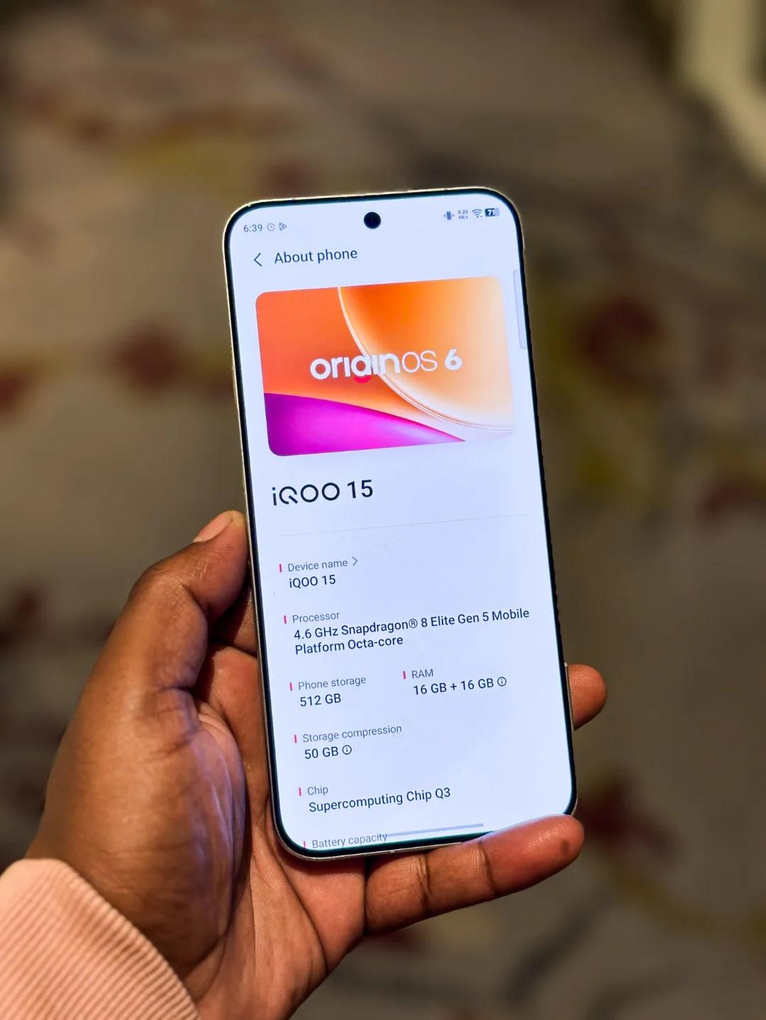 Spesifikasi  iQOO 15 yang baru saja rilis