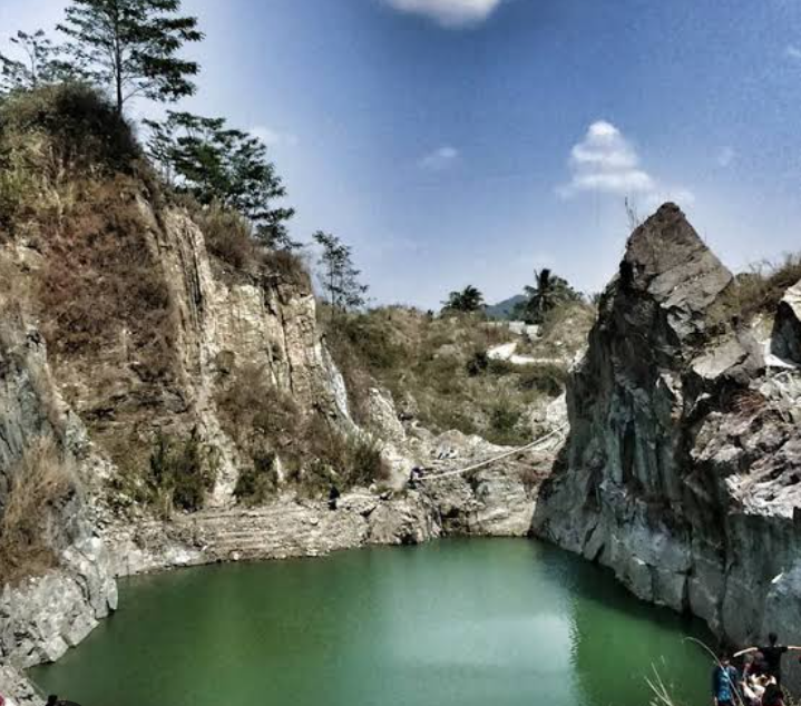 destinasi wisata yang tenang dan alami di sukabumi