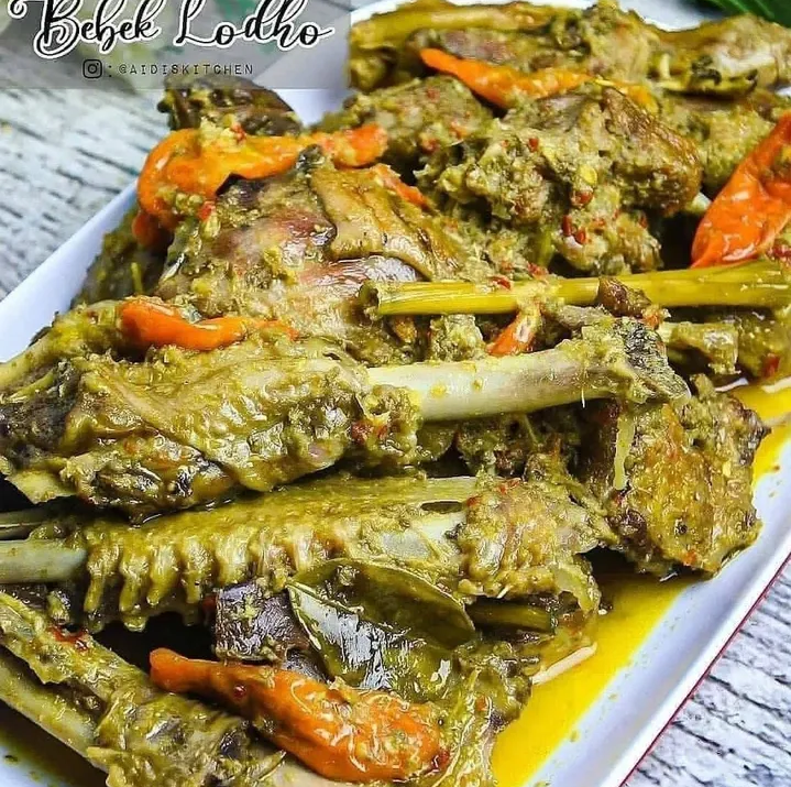 Resep bebek lodho khas tulunagung