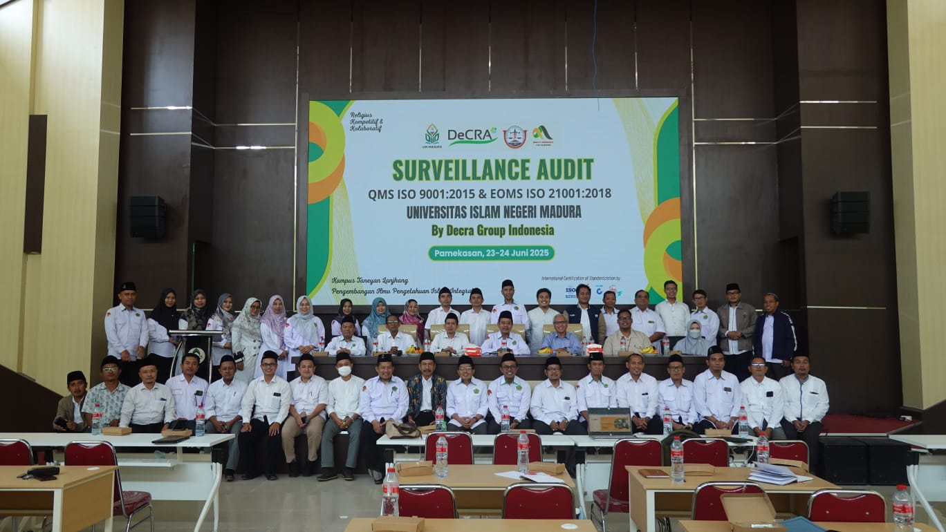 KOMPAK: Rektor UIN Madura Dr Saiful Hadi, M.Pd bersama sivitas akademika dalam Surveillance Audit QMS ISO, Selasa (24/6).