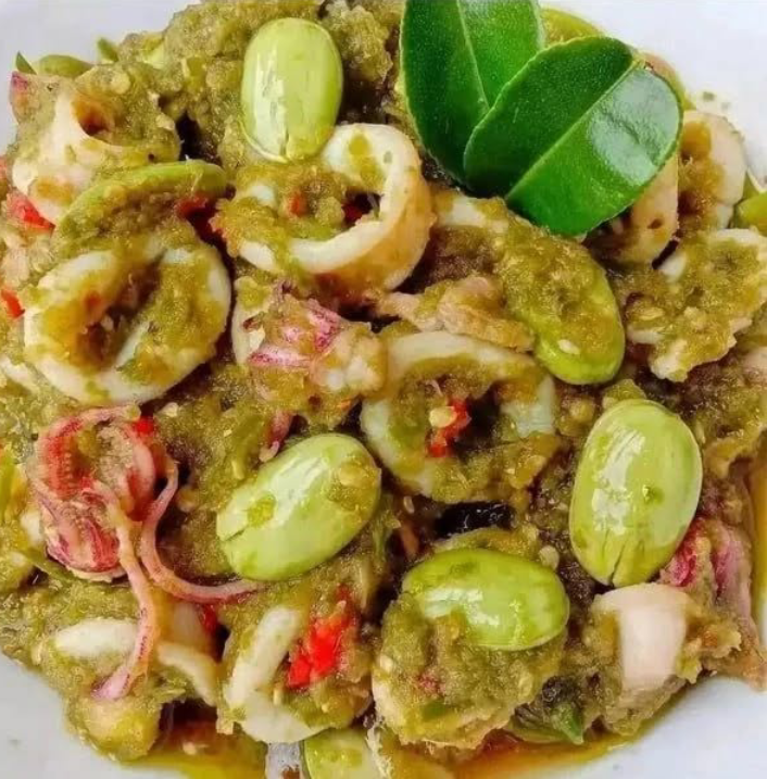 Cumi sambal hijau