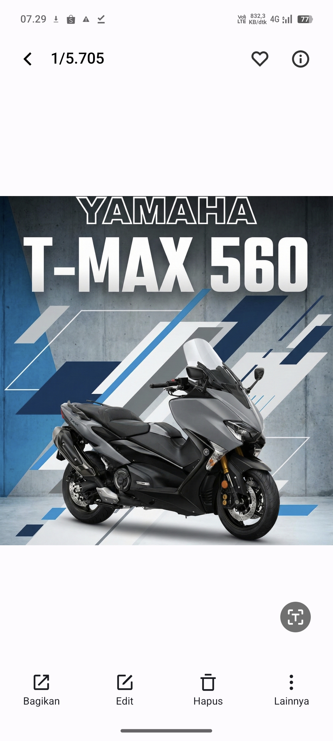 TMAX 560 Black Max Edition 2026