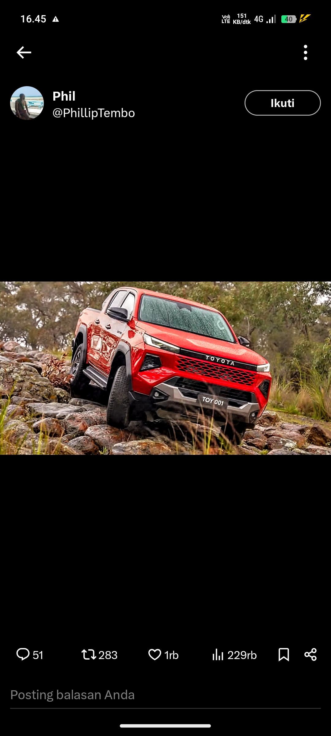 Ilustrasi Toyota Hilux 4x4 2026