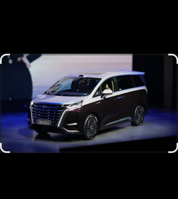 Denza D9 2026 vs Toyota Alphard