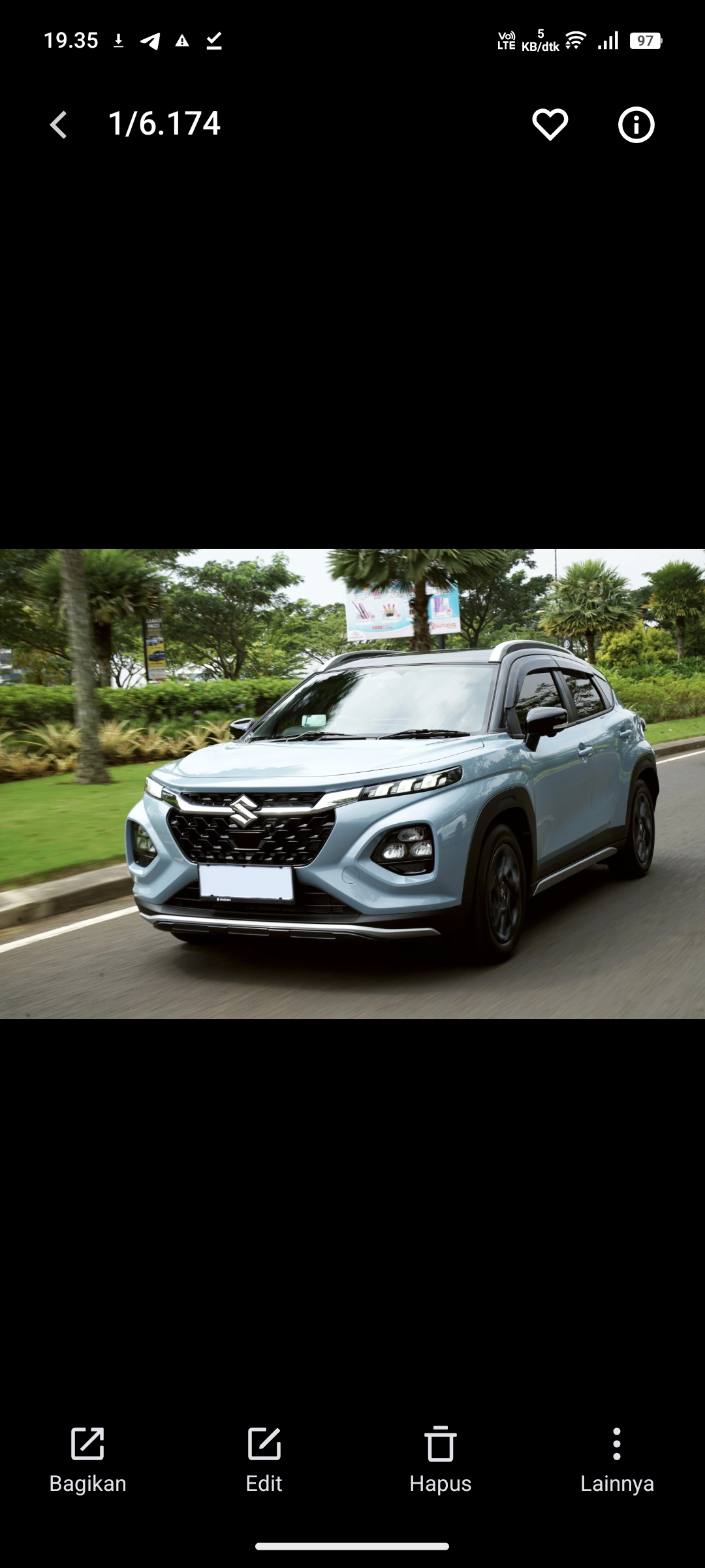 Suzuki Fronx