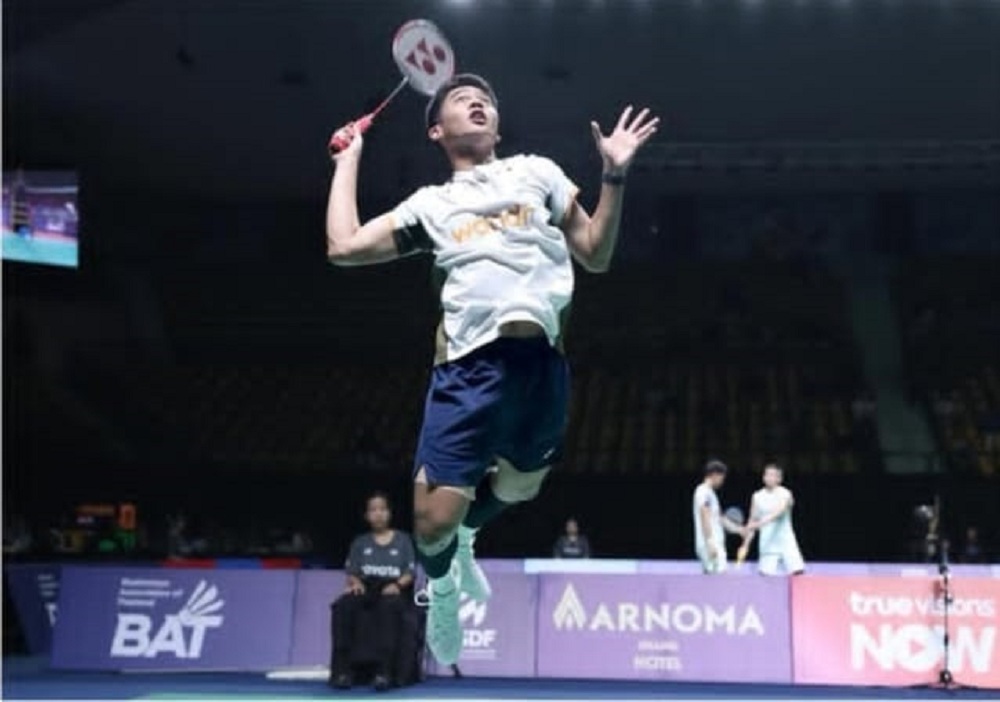 MASUK FINAL: Moh. Zaki Ubaidillah saat bertanding melawan Alwi Farhan pada babak semifinal Thailand Master 2026 di Thailand, Sabtu (31/1).