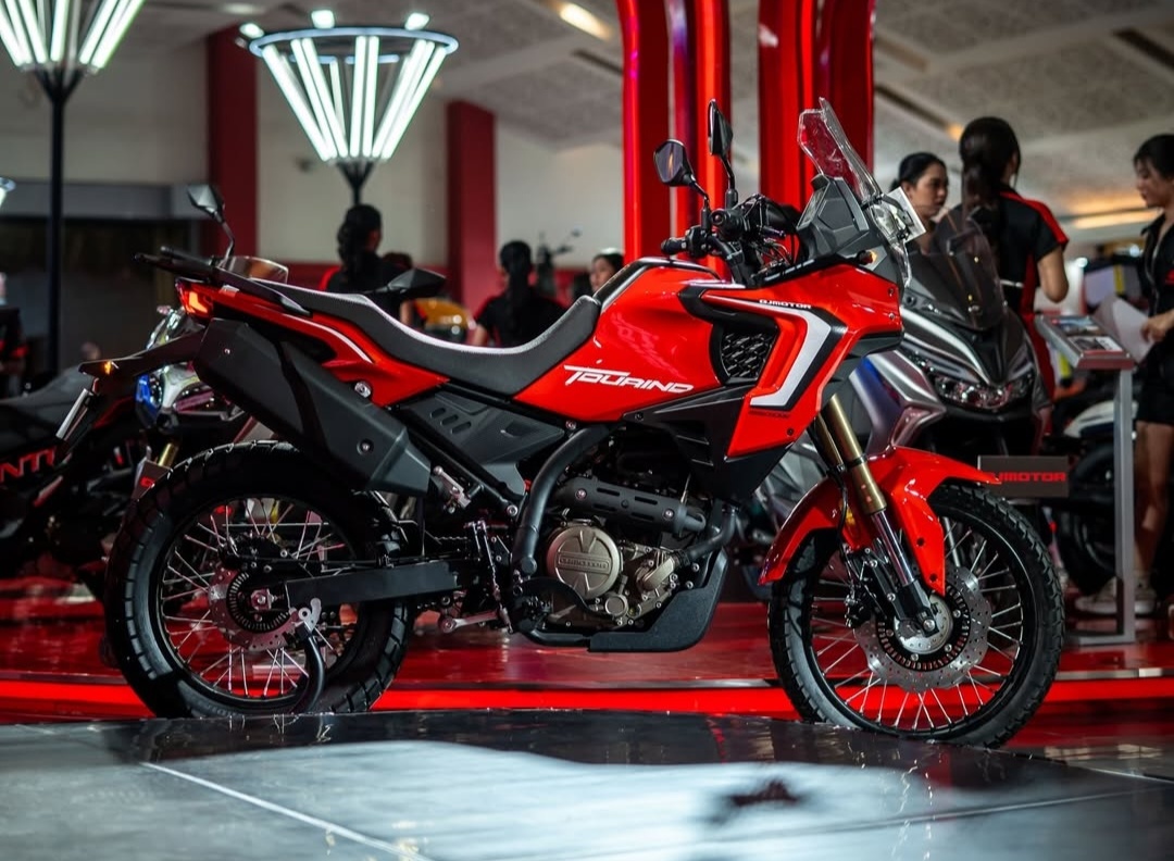 QJMotor Tourino 250 DX