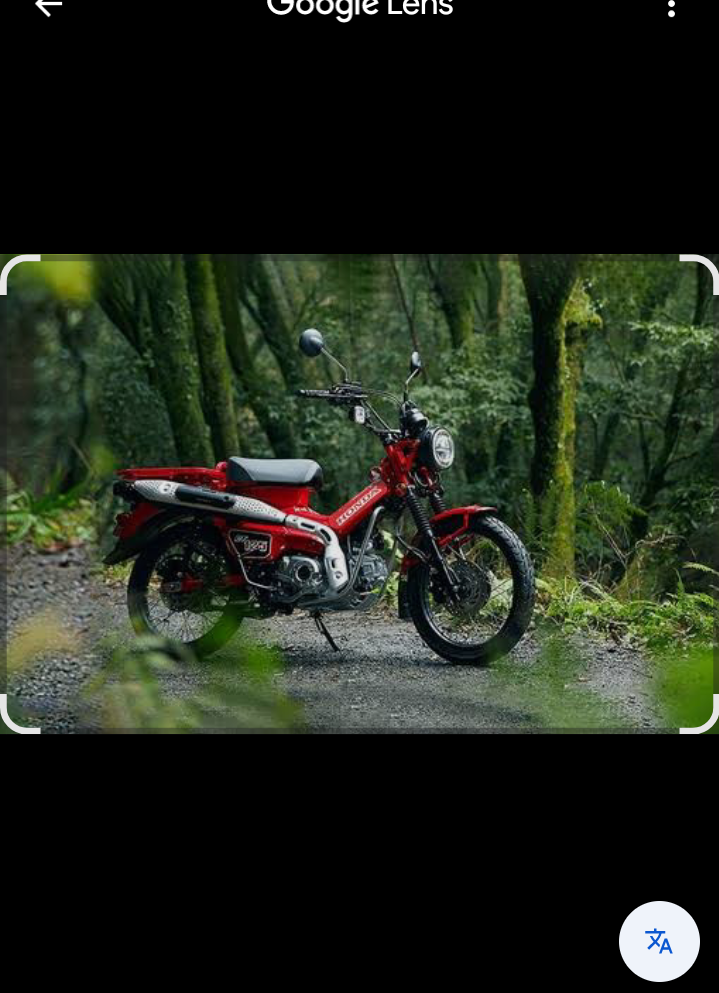 Saat digunakan touring, CT125 terasa ramah untuk berbagai postur.