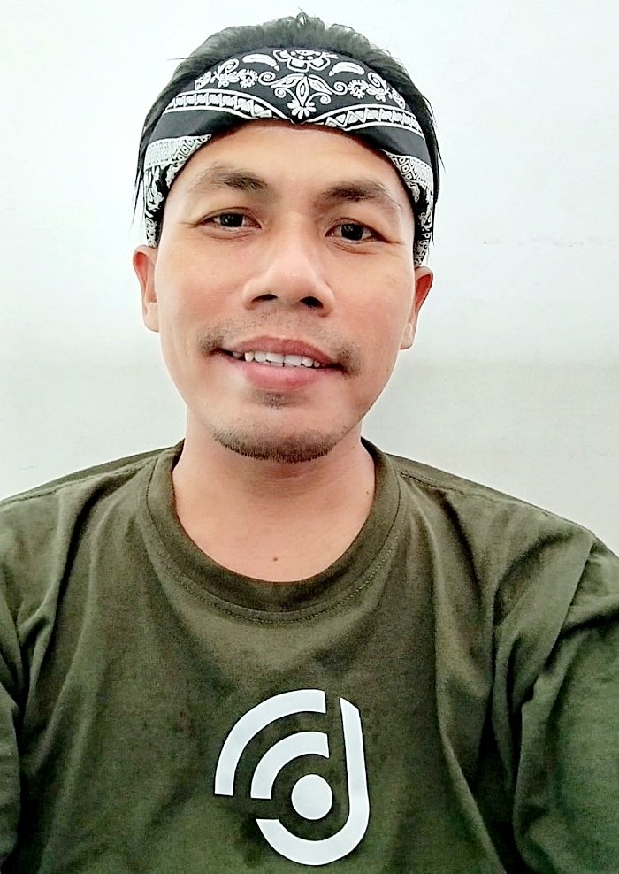 Untung Wahyudi, penulis lepas, tinggal di Sumenep