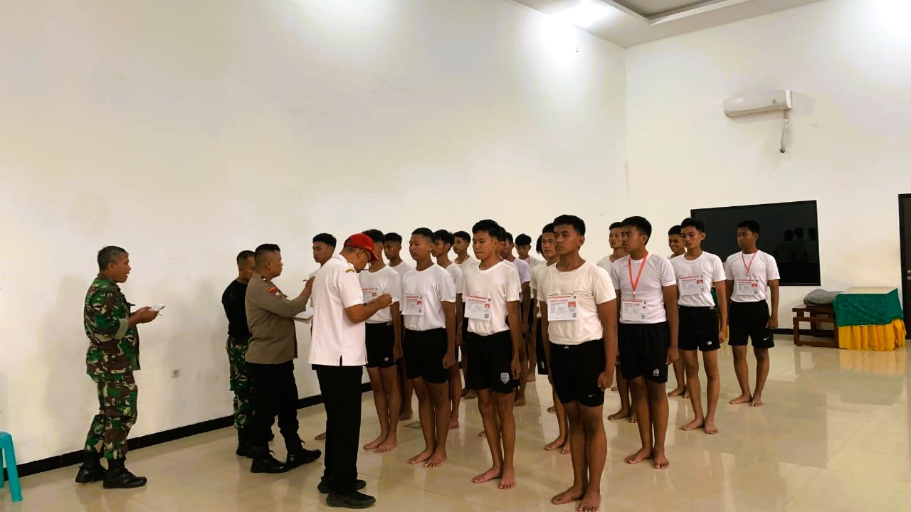 FOKUS: Siswa mengikuti seleksi anggota Paskibraka di kantor Bakesbangpol Sumenep pada 2025 lalu.