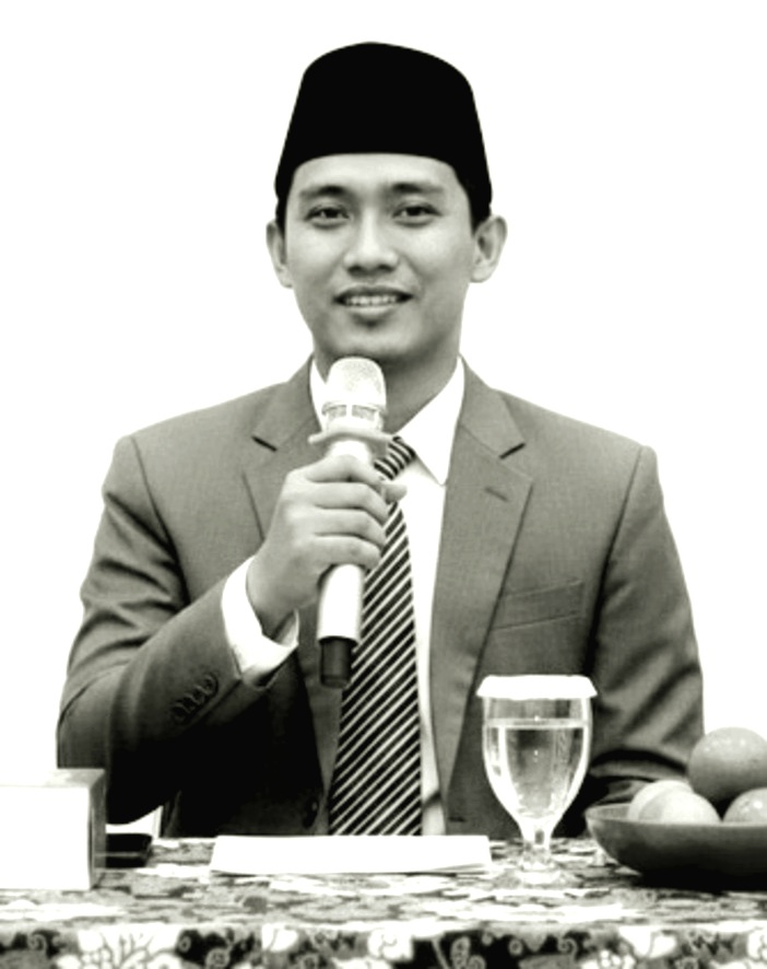 Dr. (Cand.) Rofiqi, M.Pd., dosen Pendidikan Agama Islam Institut Agama Islam Al-Khairat Pamekasan