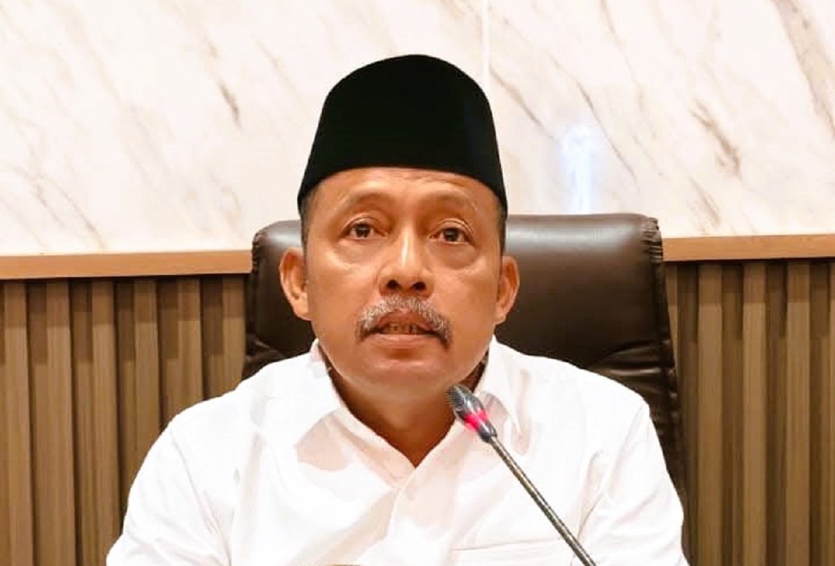 FOKUS: Ketua DPRD Sumenep Zainal Arifin saat memimpin rapat paripurna di Kantor DPRD Sumenep.