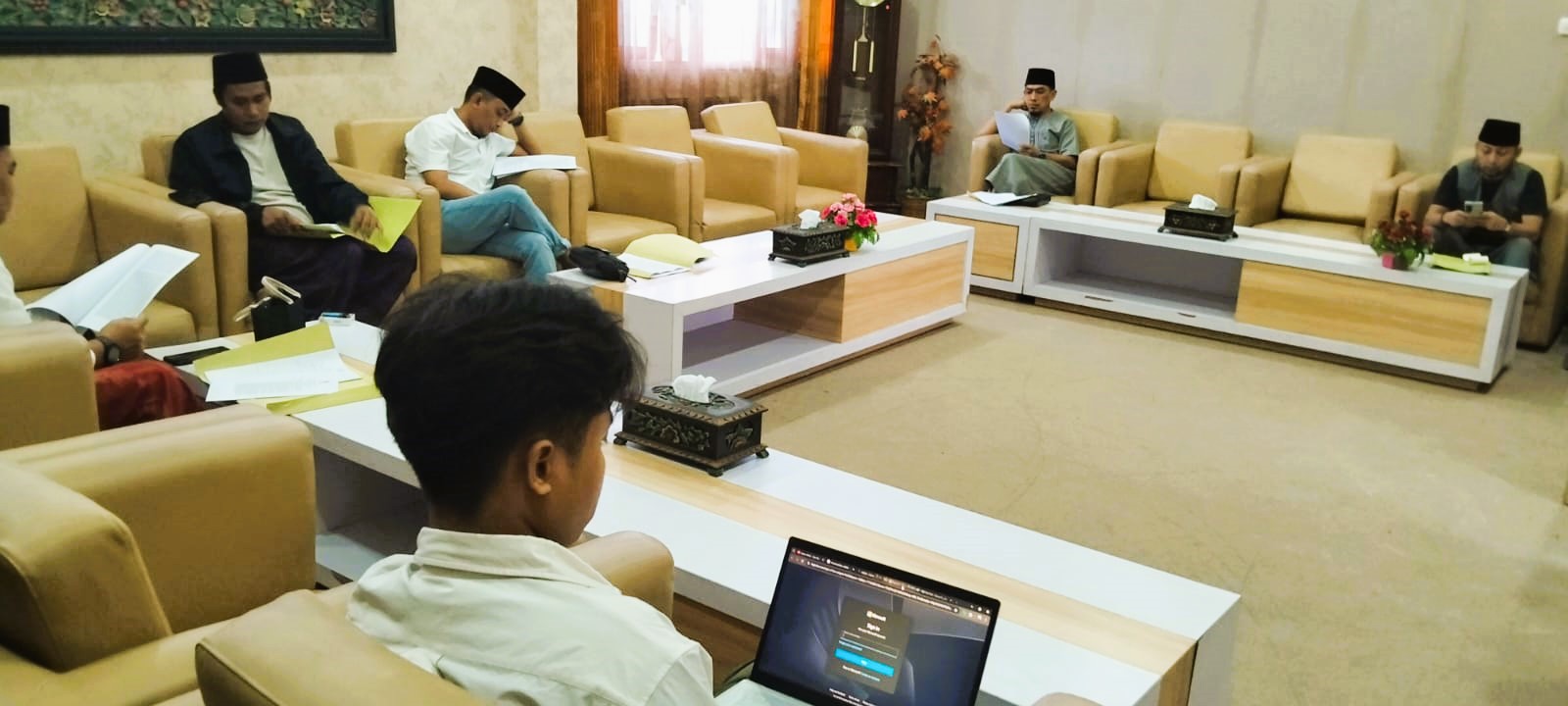 FOKUS: Tim pansus raperda perubahan atas perda 6/2016 tentang pembentukan dan susunan perangkat daerah atau raperda OPD menggelar rapat perdana.