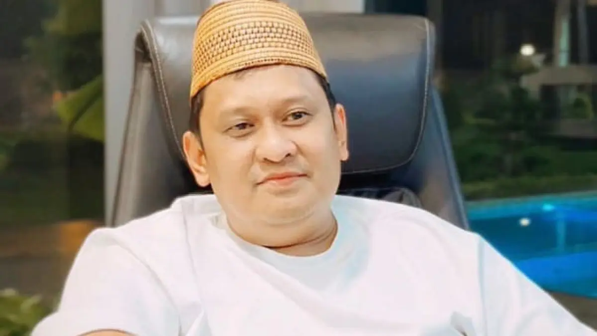 RAMAH: Haji Her saat ditemui di Gudang Bawang Mas Group, Senin (9/3) malam. (FAHMI JALIL/JPRM)