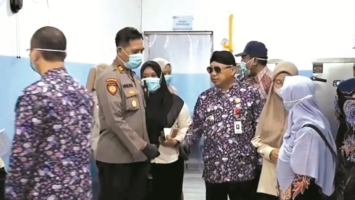 FOKUS: Tim Satgas MBG Sumenep melakukan inspeksi di SPPG Sumenep Ganding Ketawang Larangan, Jumat (3/4). (ISTIMEWA)